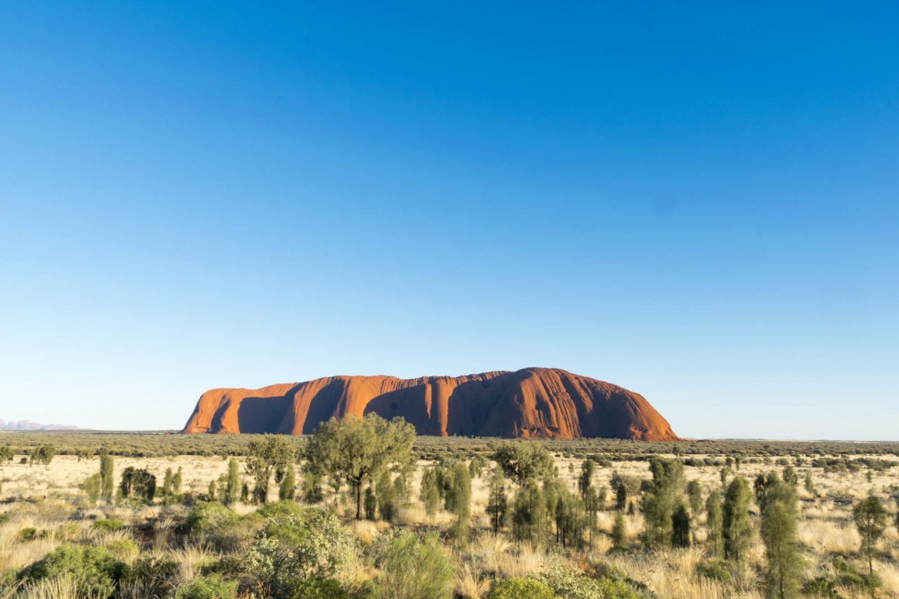Backpacking Australia @exploreshaw Uluru